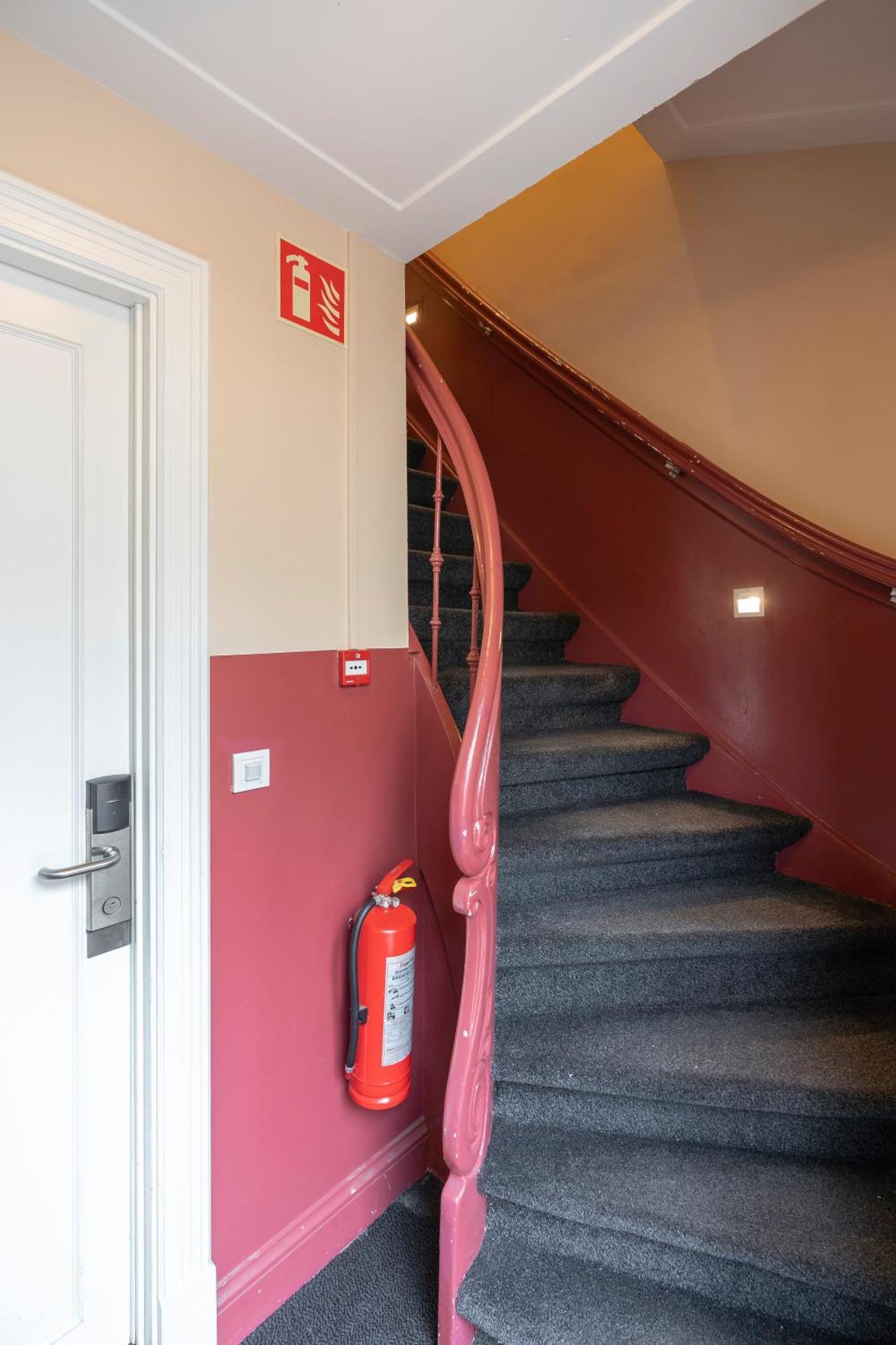 Amsterdam Vondelpark by YAYS Lejlighedshotel Eksteriør billede